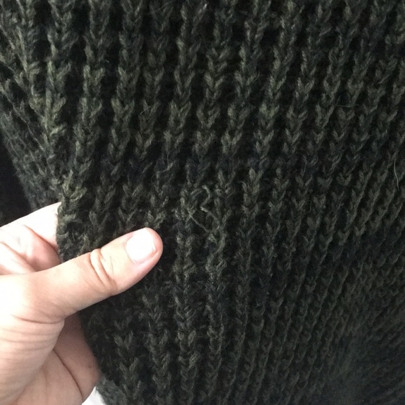 ❄️ Long Chunky Cardigan Sweater - Large - Picture 4 of 4